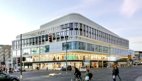 ZOOM BERLIN, DE | Retail and Office Building | GFA 22.948 m² | completion 2018 | DGNB Gold
