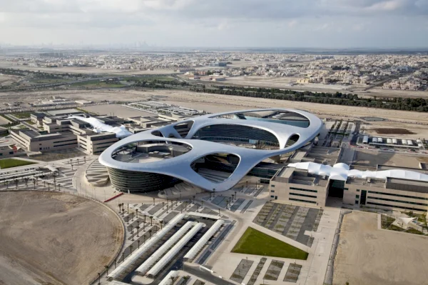 Zayed University
University building
Abu Dhabi, United Arab Emirates
© B.U.T