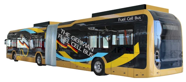 18-meter hydrogen bus // HY-X GmbH