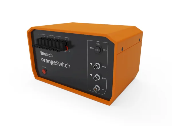 使用 orangeSwitch® 后，您可以将 ECU 的不同硬件变体连接到您的 HiL 或测试台，并逐一自动测试它们。