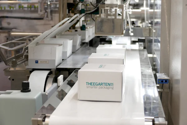 Up to 2,000 individual products per minute – up to 120 boxes per minute. // Theegarten-Pactec GmbH & Co. KG