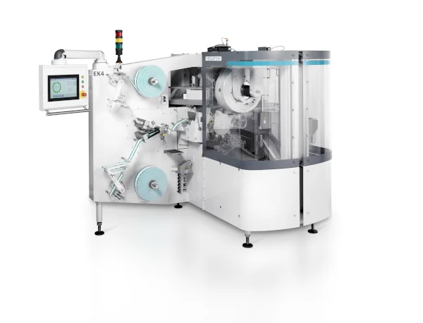 EK4 packaging machine for up to 2,300 products per minute. // Theegarten-Pactec GmbH & Co. KG