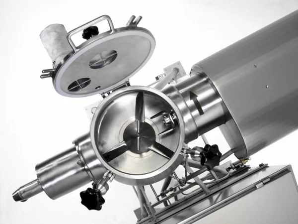 Universal Mixer V 10 for wet and dry mixtures
V 10 - V 200 and production sizes available
