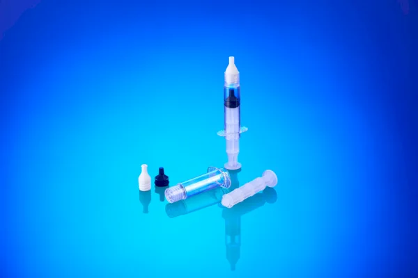 Customized syringe with silicone plungers