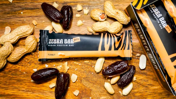 Zebra Bar Pro Peanut // Zonama Food GmbH