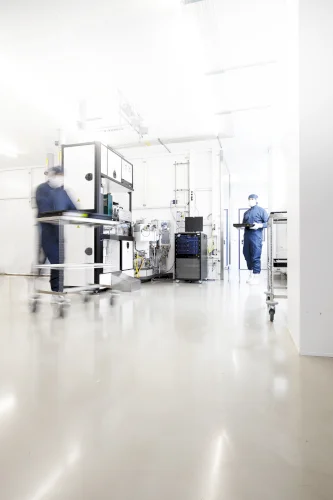 Each year, several million thin-film sensors can be produced in the clean room.