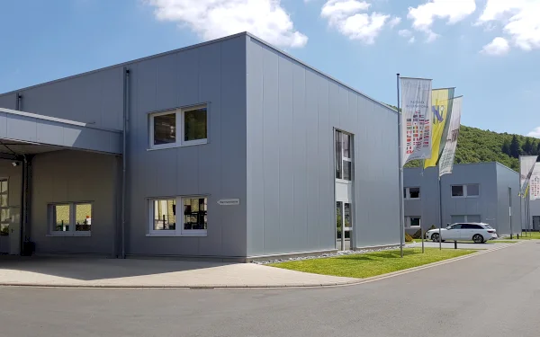 Rayonex Biomedical GmbH - The Manufactory
