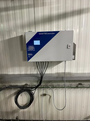 INSTALLED CONTROL UNIT WITH A TOTAL OF 6 CONNECTED TRANSDUCERS.