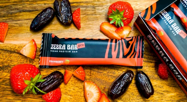 Zebra Bar Pro Strawberry // Zonama Food GmbH 