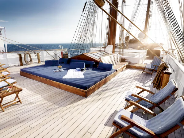 Here, the sea is always almost within your reach – not a dozen decks away. // SEA CLOUD CRUISES GmbH
