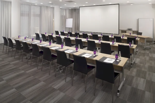 Meeting Room - classroom set up  // Melia Hotels Region East