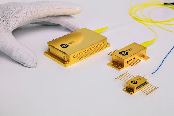 Fiber-coupled diode laser modules (single mode) for biophotonics, medical diagnostics & therapy