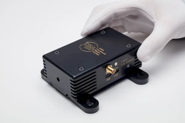 Compact turnkey diode laser system for Raman & Shifted Excitation Raman Difference Spectroscopy